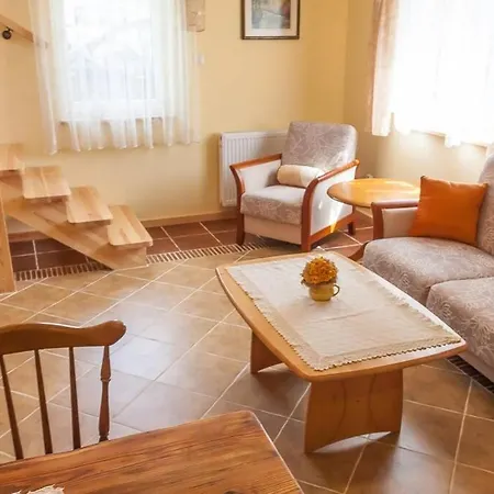 Na Mazurach أوسترودا